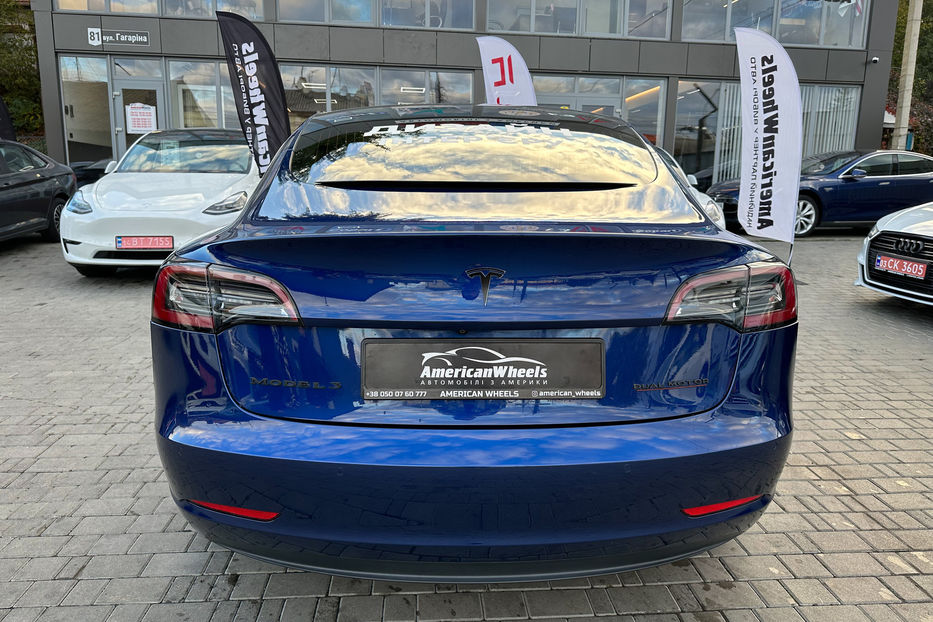 Продам Tesla Model 3 Dual motor Long Range 2019 года в Черновцах