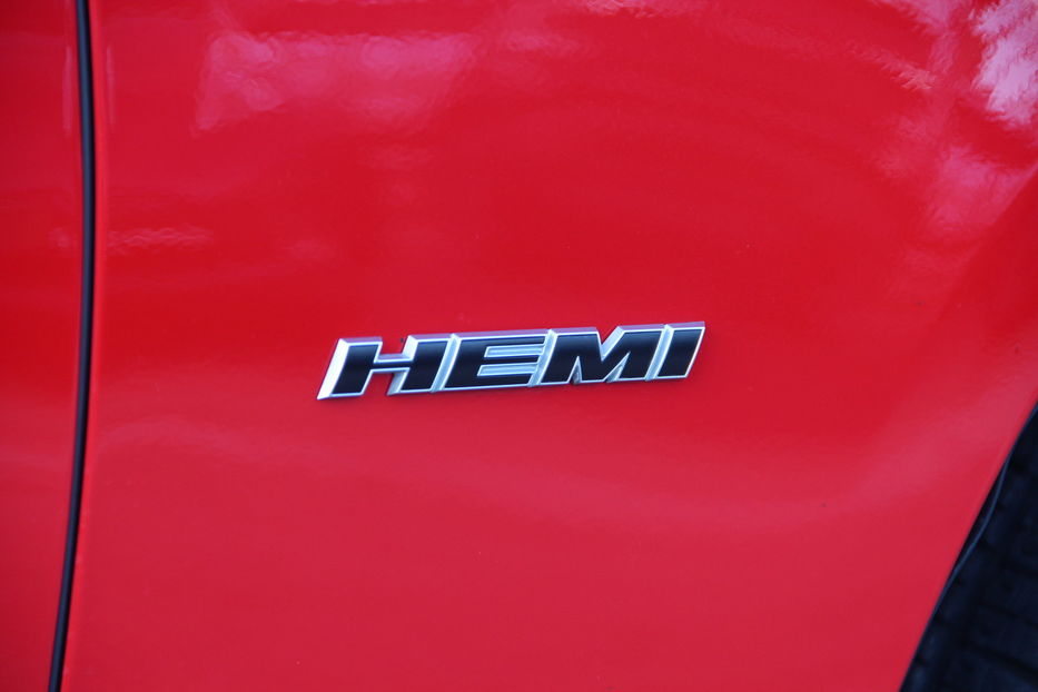 Продам Dodge Charger RT 5.7 HEMI 2018 года в Одессе