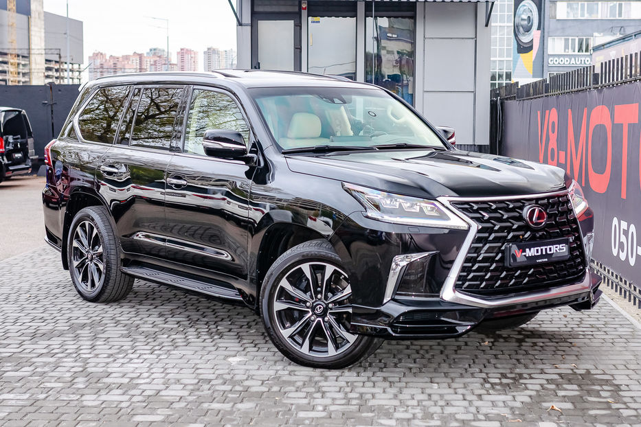 Продам Lexus LX 570 F-Sport 5.7L 2021 года в Киеве