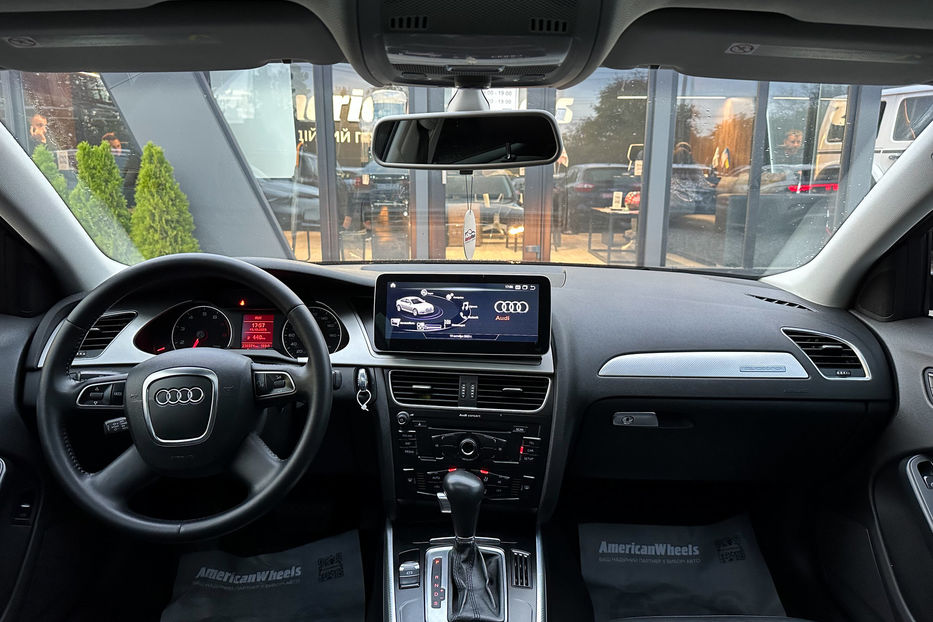 Продам Audi A4 2.0 TSI Quattro 2012 года в Черновцах