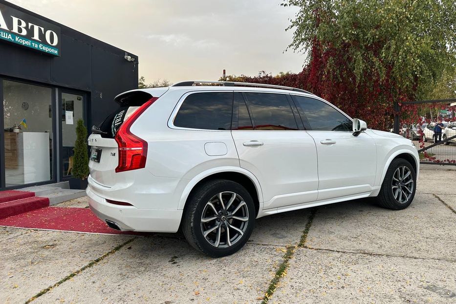 Продам Volvo XC90 MOMENTUM 2018 года в Черновцах