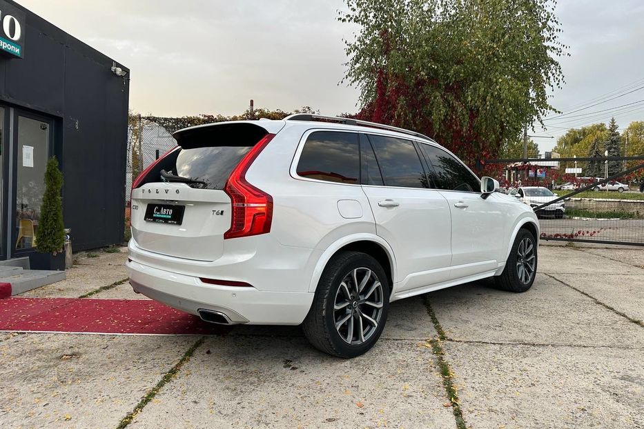 Продам Volvo XC90 MOMENTUM 2018 года в Черновцах