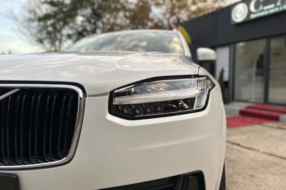 Продам Volvo XC90 MOMENTUM 2018 года в Черновцах