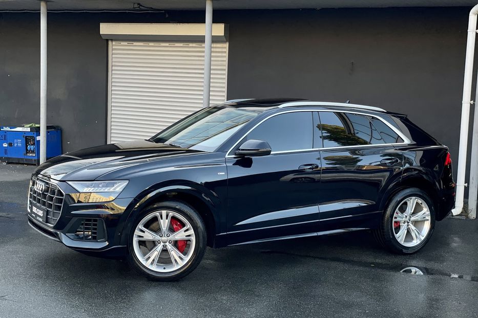 Продам Audi Q8 55 TFSI 2019 года в Киеве