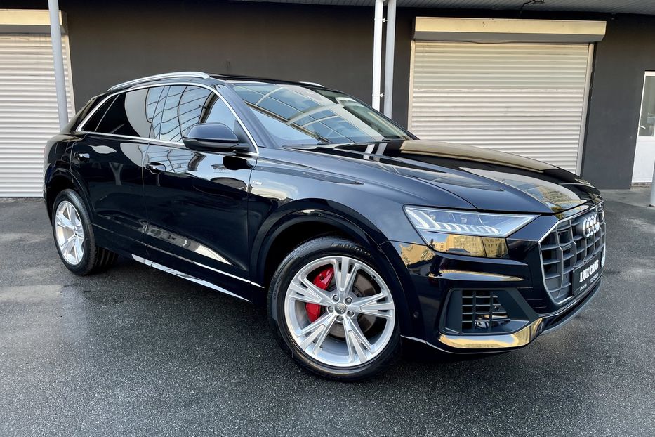 Продам Audi Q8 55 TFSI 2019 года в Киеве