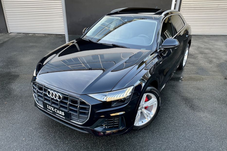 Продам Audi Q8 55 TFSI 2019 года в Киеве