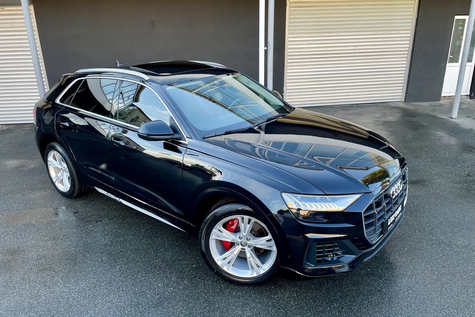 Продам Audi Q8 55 TFSI 2019 года в Киеве