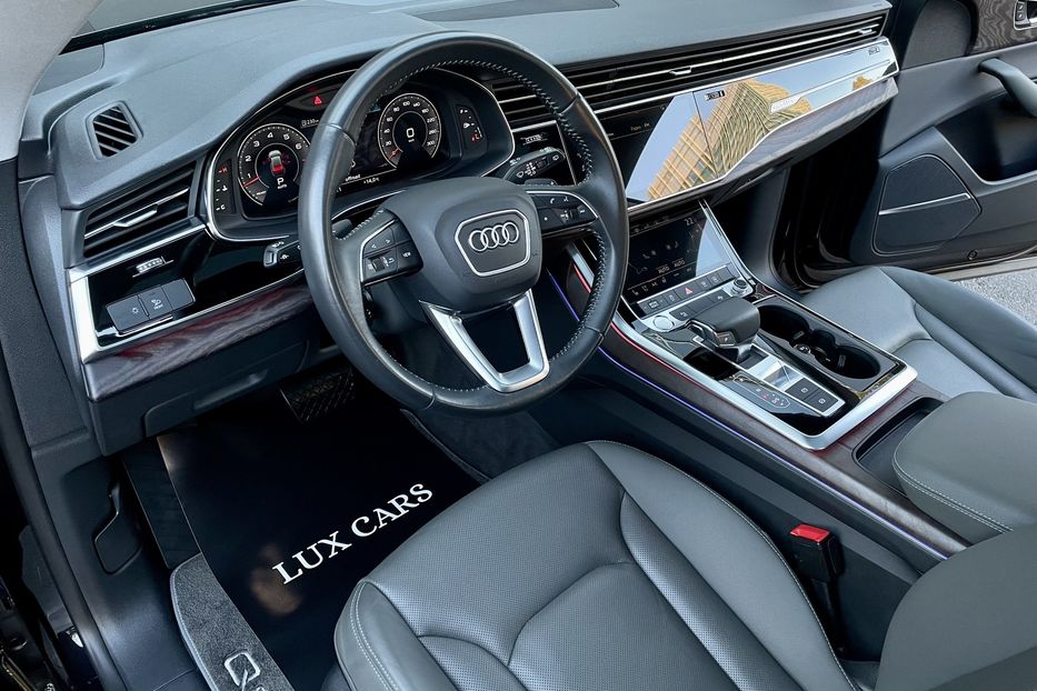 Продам Audi Q8 55 TFSI 2019 года в Киеве