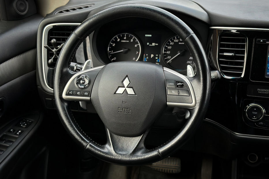 Продам Mitsubishi Outlander 2014 года в Черновцах