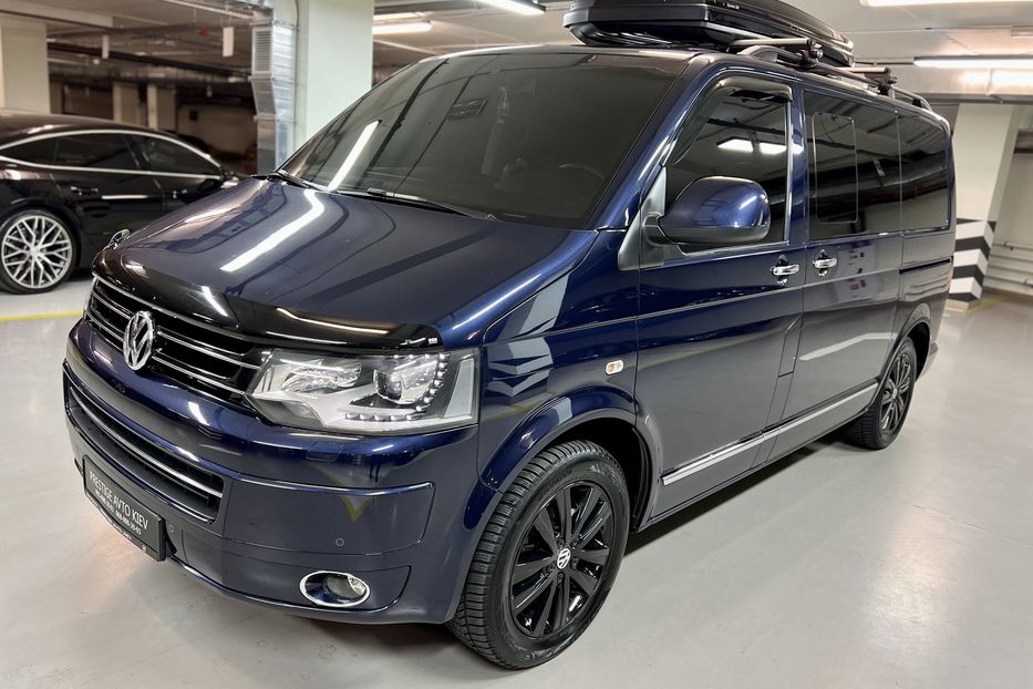 Продам Volkswagen Multivan 2015 года в Киеве