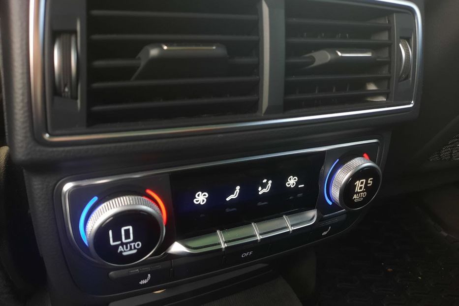 Продам Audi Q7 Premium Plus 2018 года в Черновцах