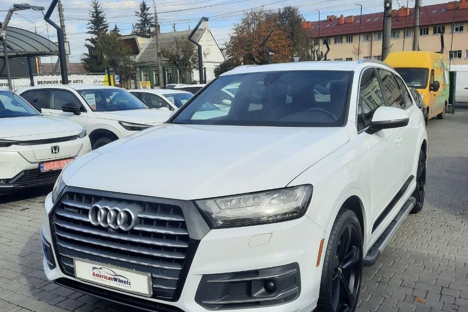 Продам Audi Q7 Premium Plus 2018 года в Черновцах