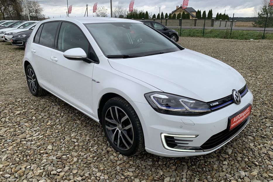 Продам Volkswagen e-Golf FULL LED ТЕПЛОВИЙ КАМЕРА 2020 года в Львове