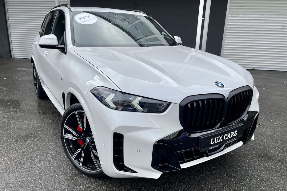 Продам BMW X5 M 40i NEW 2023 года в Киеве