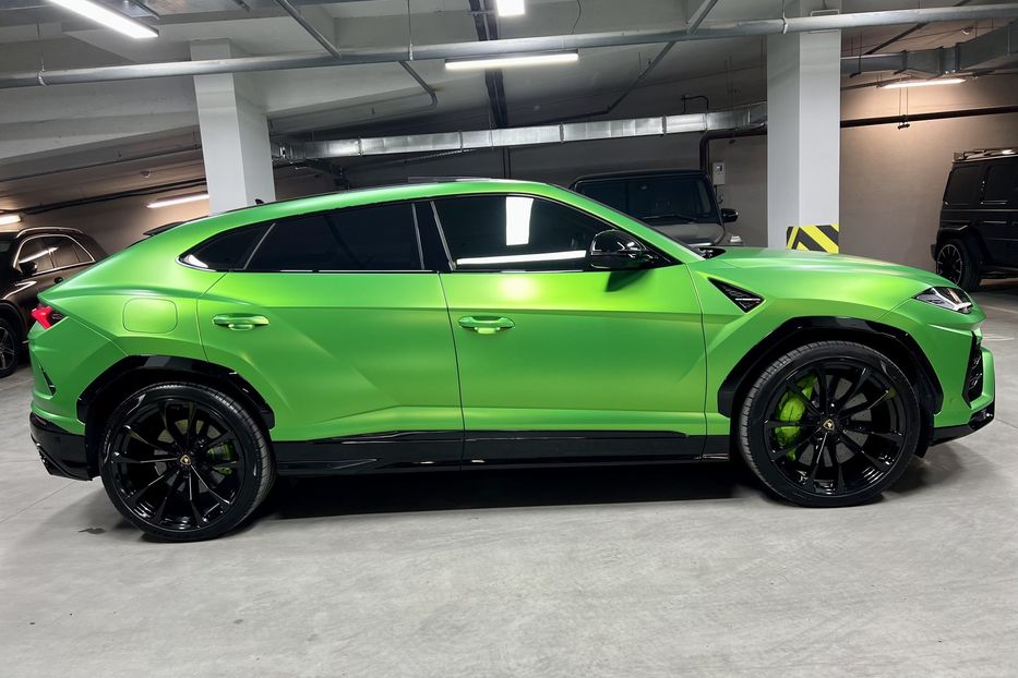 Продам Lamborghini Urus 2020 года в Киеве