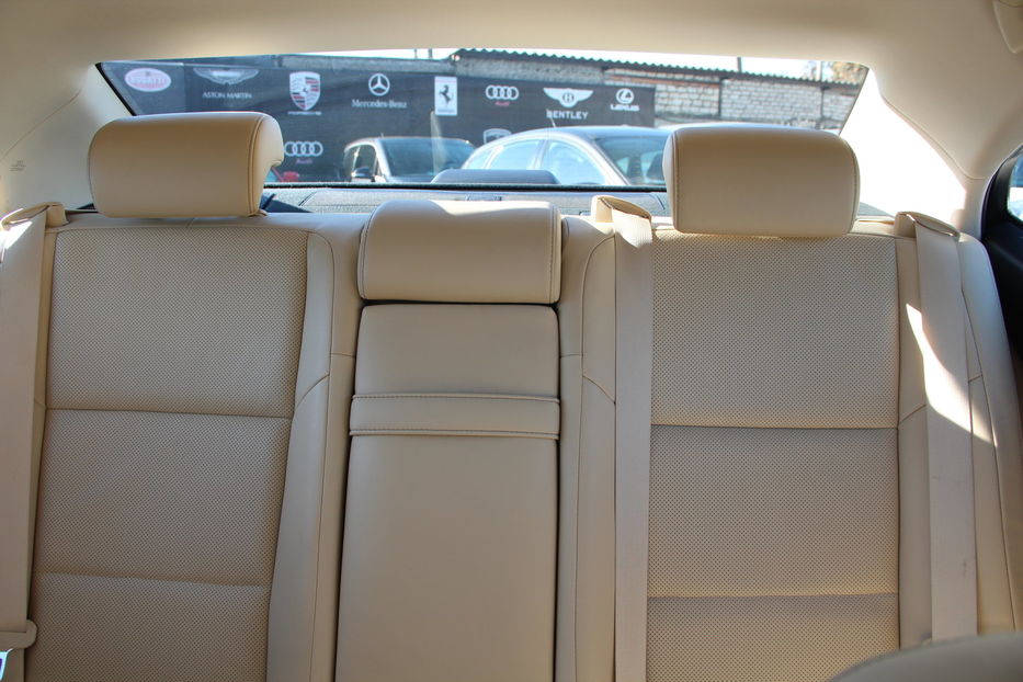 Продам Lexus ES 350 2015 года в Одессе