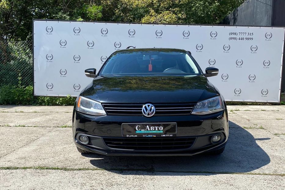 Продам Volkswagen Jetta 2012 года в Черновцах