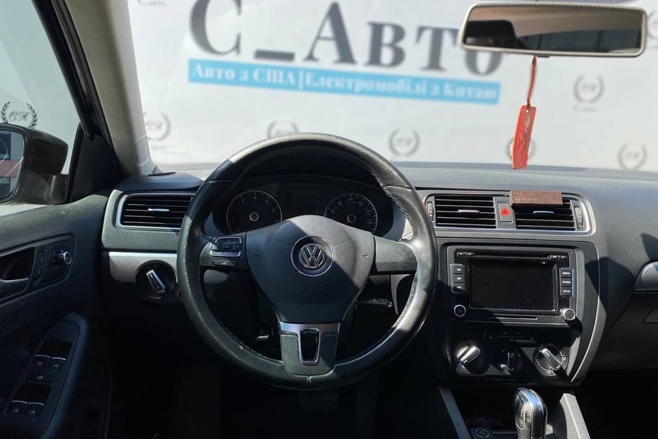 Продам Volkswagen Jetta 2012 года в Черновцах