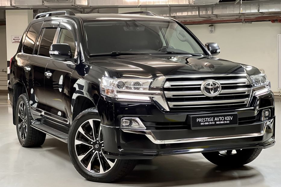 Продам Toyota Land Cruiser 200 2019 года в Киеве