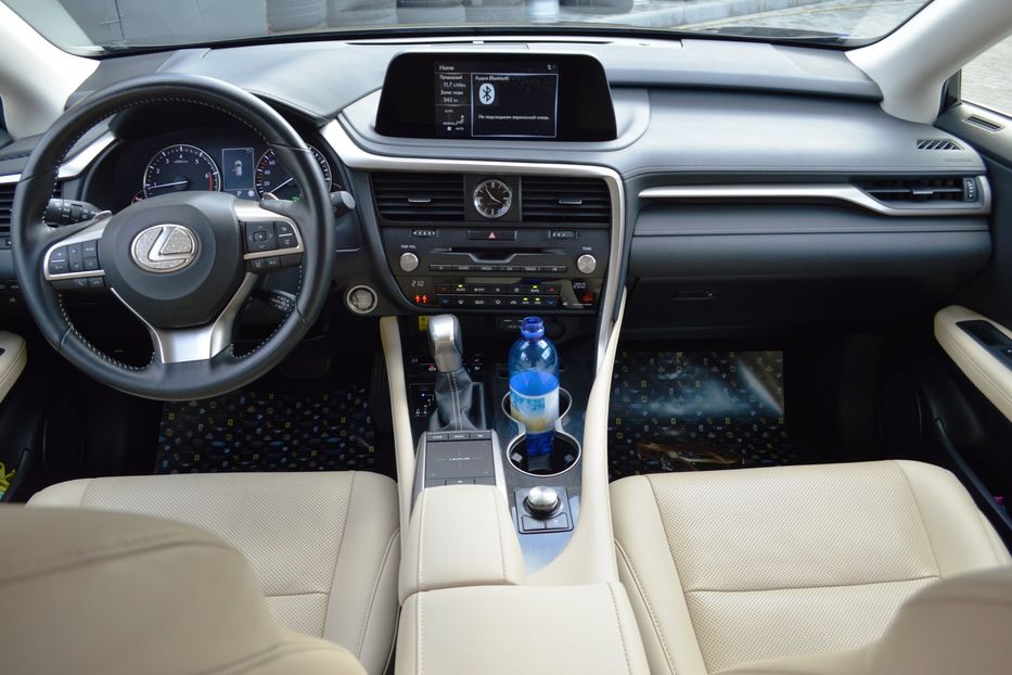 Продам Lexus RX 300 Official 2020 года в Одессе
