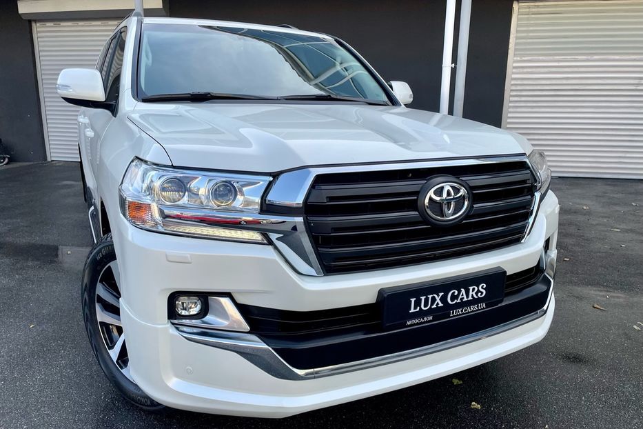 Продам Toyota Land Cruiser 200 2019 года в Киеве