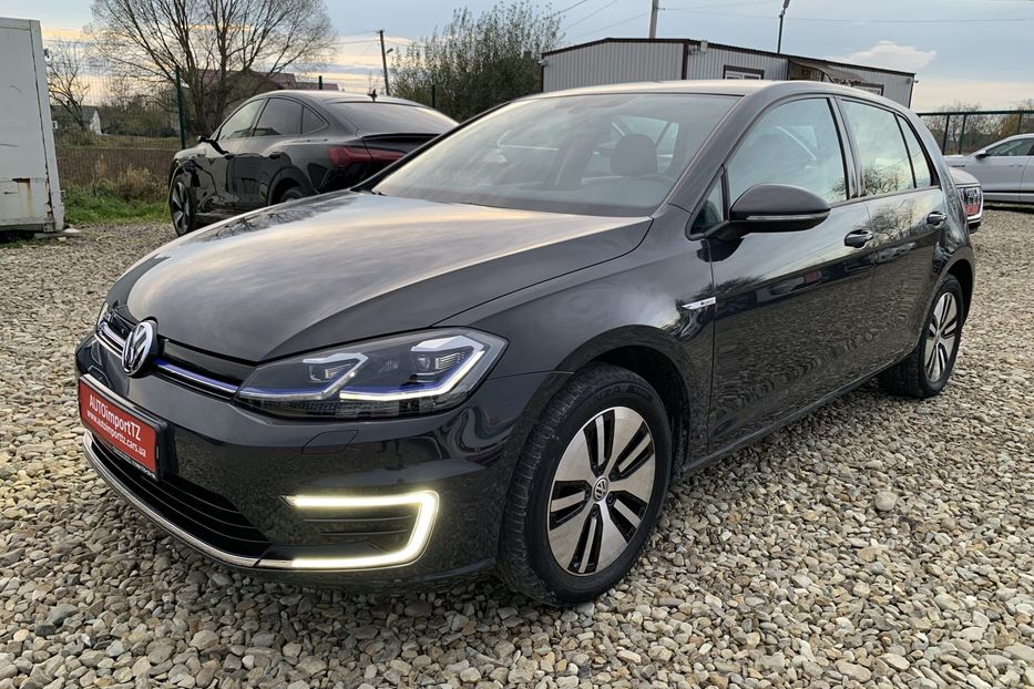 Продам Volkswagen e-Golf 35.8 kWh Адаптивний Круїз 2020 года в Львове