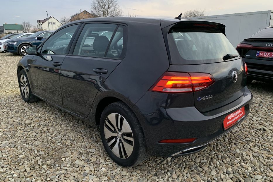 Продам Volkswagen e-Golf 35.8 kWh Адаптивний Круїз 2020 года в Львове