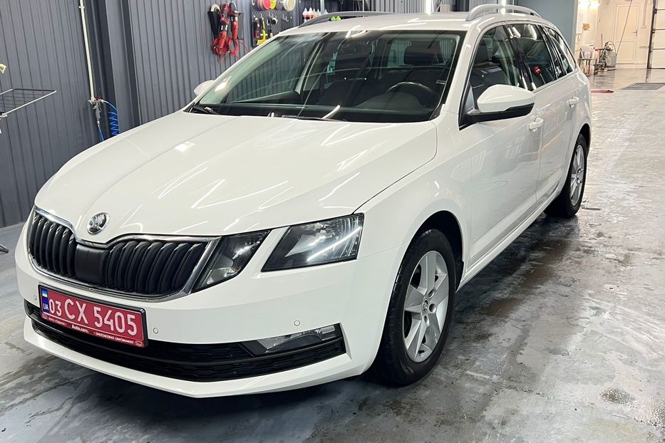 Продам Skoda Octavia A7 2.0 KLIMA NAVI NE MALOVANA  2019 года в Львове