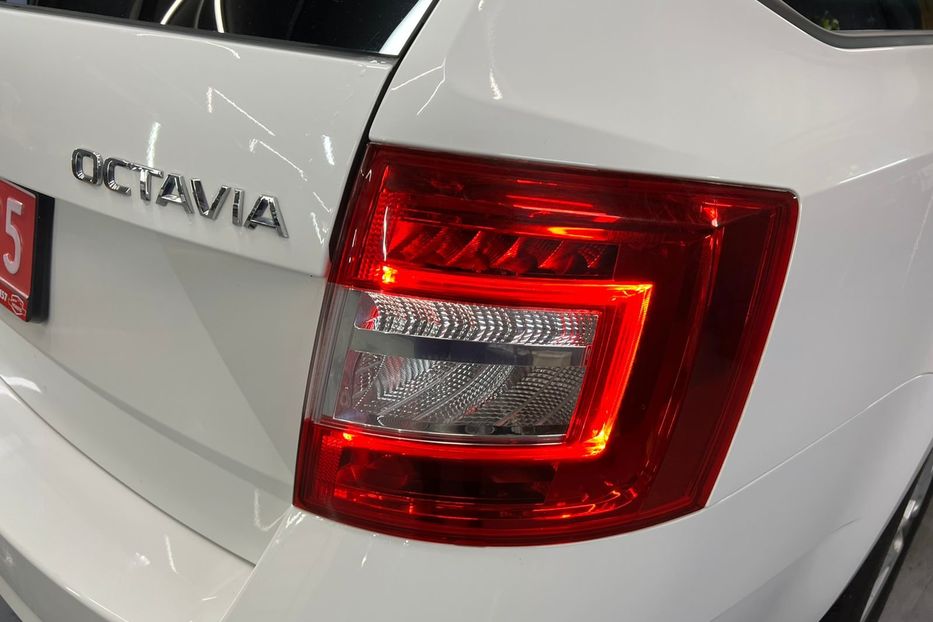 Продам Skoda Octavia A7 2.0 KLIMA NAVI NE MALOVANA  2019 года в Львове