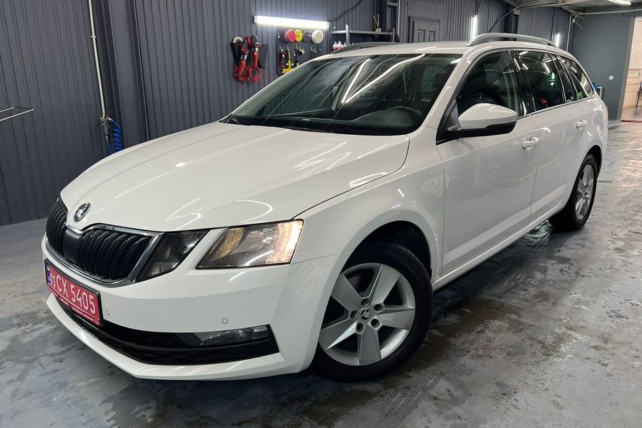 Продам Skoda Octavia A7 2.0 KLIMA NAVI NE MALOVANA  2019 года в Львове