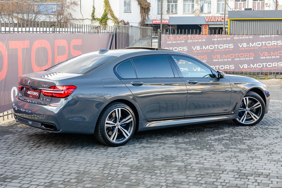 Продам BMW 750 Li Xdrive 2018 года в Киеве