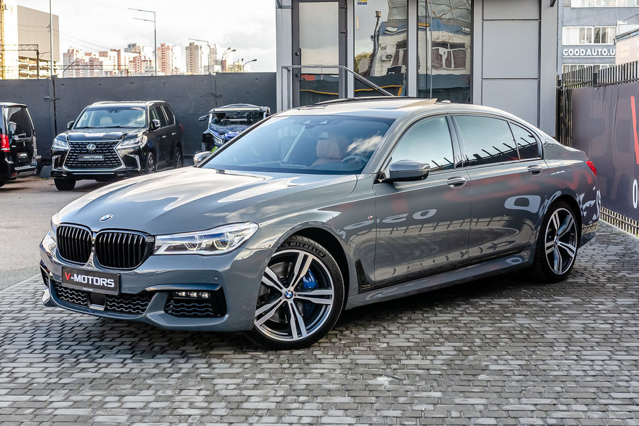 Продам BMW 750 Li Xdrive 2018 года в Киеве