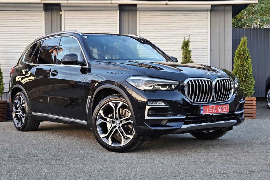 Продам BMW X5 3.0 TDI xDrive 2019 года в Киеве