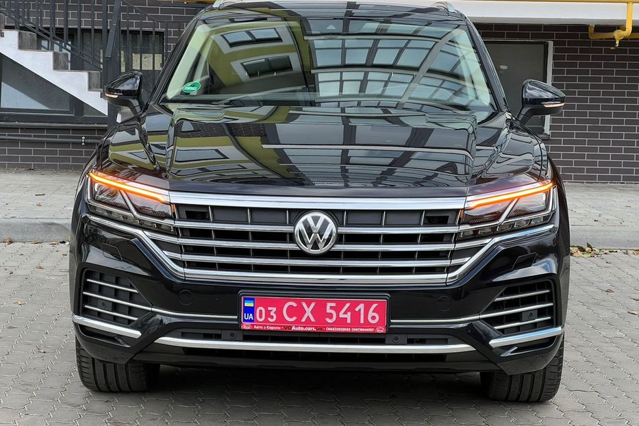 Продам Volkswagen Touareg 3.0 V6 286 к.с TDI  4Motion  2018 года в Львове