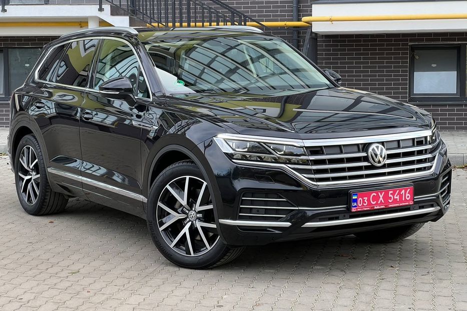 Продам Volkswagen Touareg 3.0 V6 286 к.с TDI  4Motion  2018 года в Львове