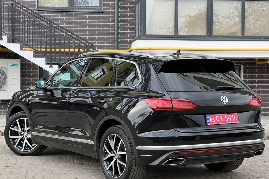 Продам Volkswagen Touareg 3.0 V6 286 к.с TDI  4Motion  2018 года в Львове