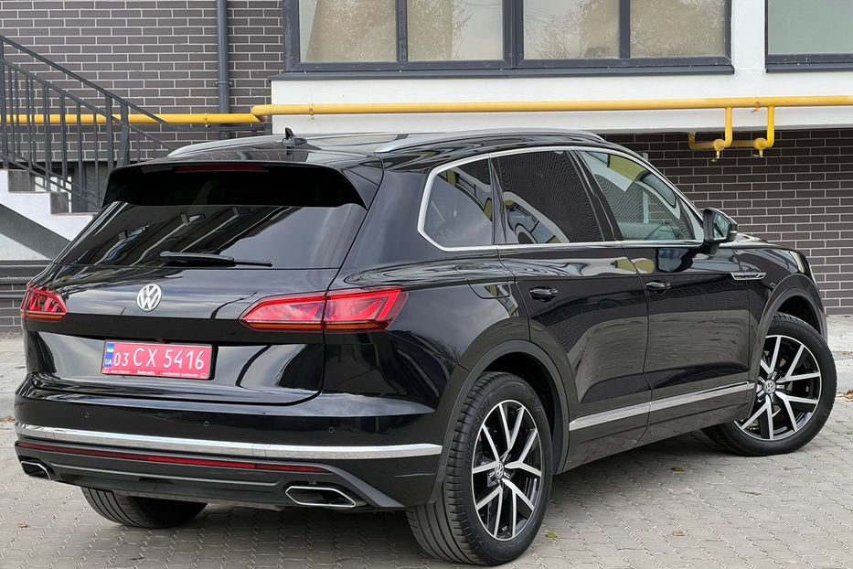 Продам Volkswagen Touareg 3.0 V6 286 к.с TDI  4Motion  2018 года в Львове