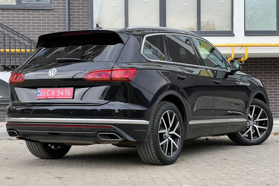 Продам Volkswagen Touareg 3.0 V6 286 к.с TDI  4Motion  2018 года в Львове