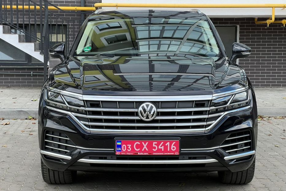 Продам Volkswagen Touareg 3.0 V6 286 к.с TDI  4Motion  2018 года в Львове