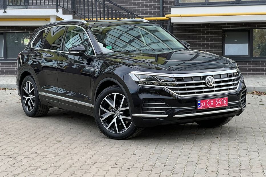 Продам Volkswagen Touareg 3.0 V6 286 к.с TDI  4Motion  2018 года в Львове