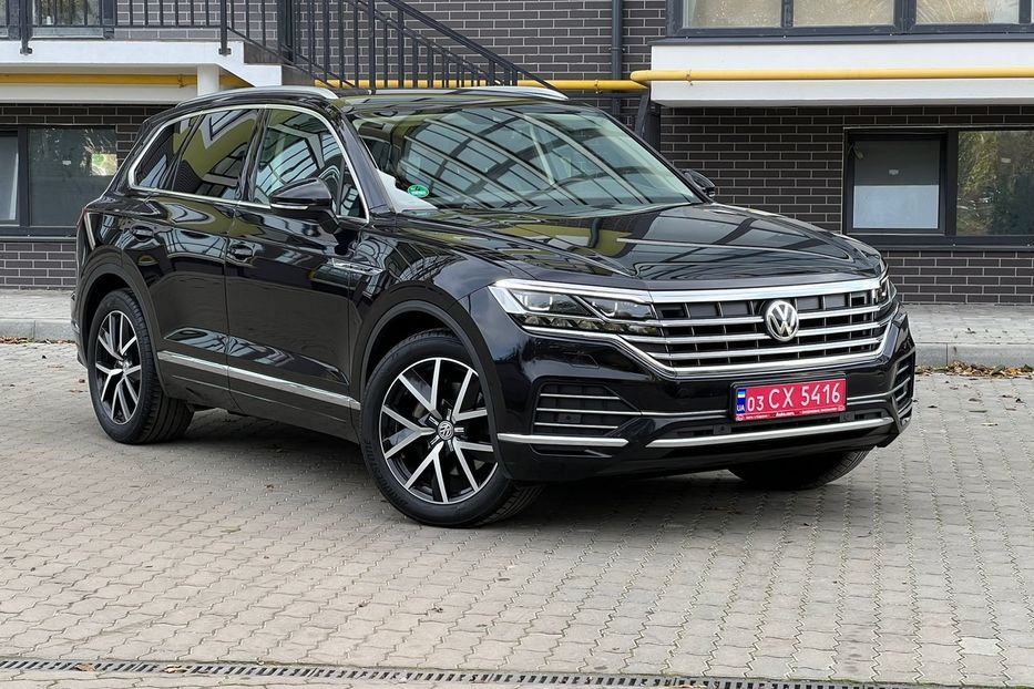 Продам Volkswagen Touareg 3.0 V6 286 к.с TDI  4Motion  2018 года в Львове