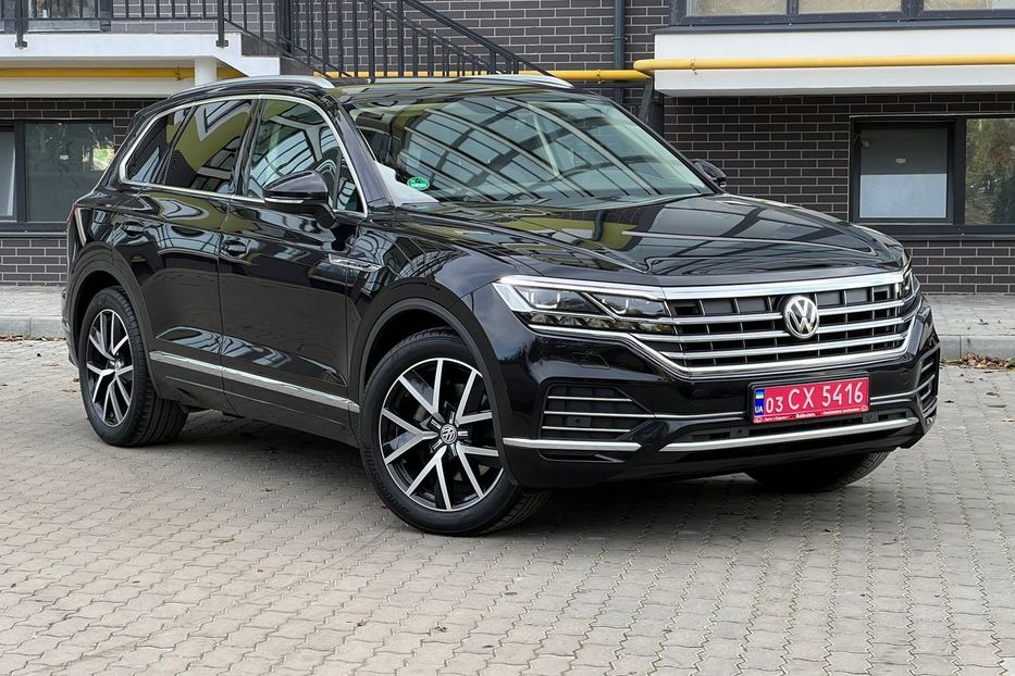 Продам Volkswagen Touareg 3.0 V6 286 к.с TDI  4Motion  2018 года в Львове