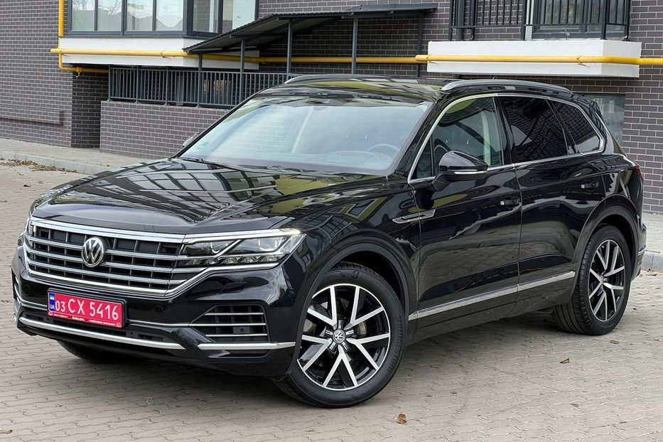 Продам Volkswagen Touareg 3.0 V6 286 к.с TDI  4Motion  2018 года в Львове