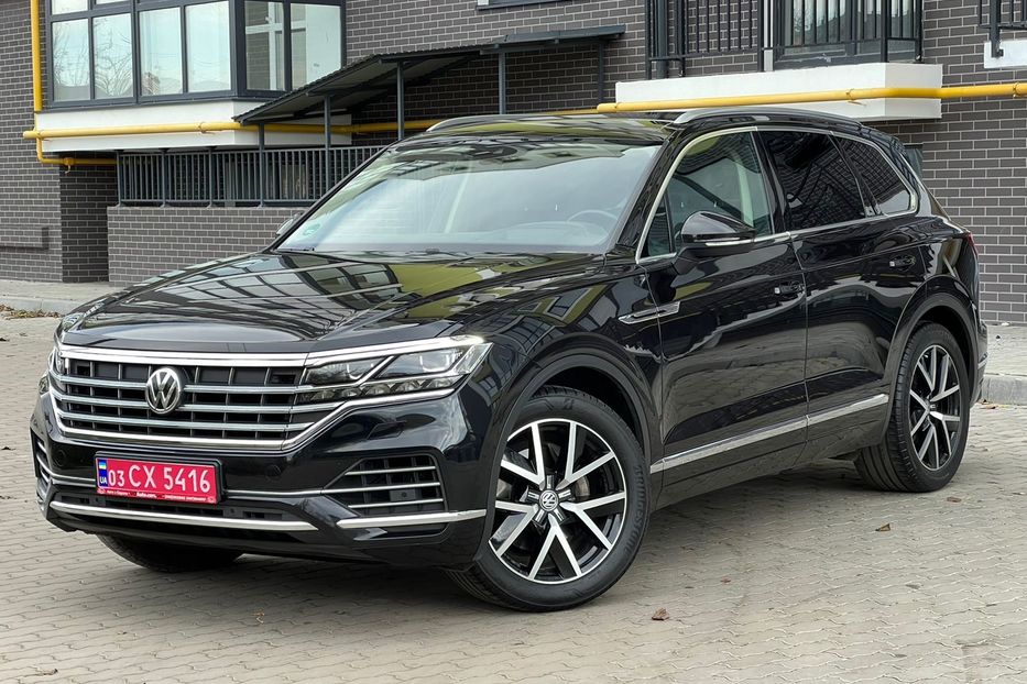 Продам Volkswagen Touareg 3.0 V6 286 к.с TDI  4Motion  2018 года в Львове