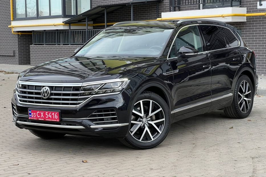 Продам Volkswagen Touareg 3.0 V6 286 к.с TDI  4Motion  2018 года в Львове