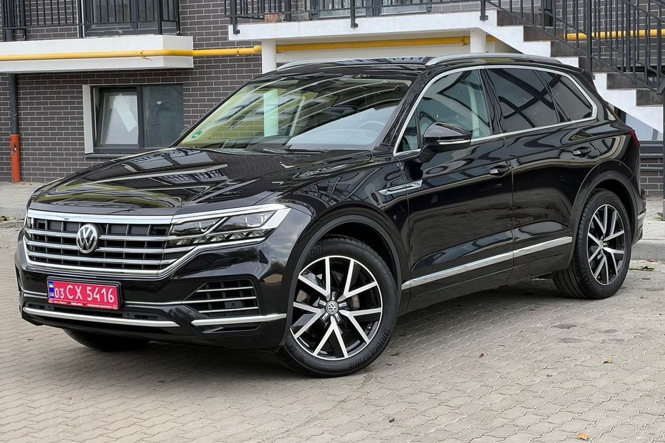 Продам Volkswagen Touareg 3.0 V6 286 к.с TDI  4Motion  2018 года в Львове