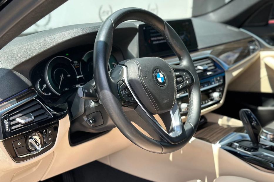 Продам BMW 530 2018 года в Черновцах