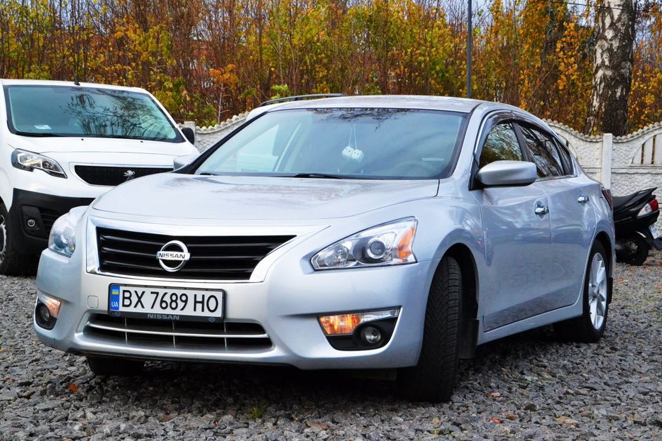 Продам Nissan Altima SV 2014 года в Хмельницком