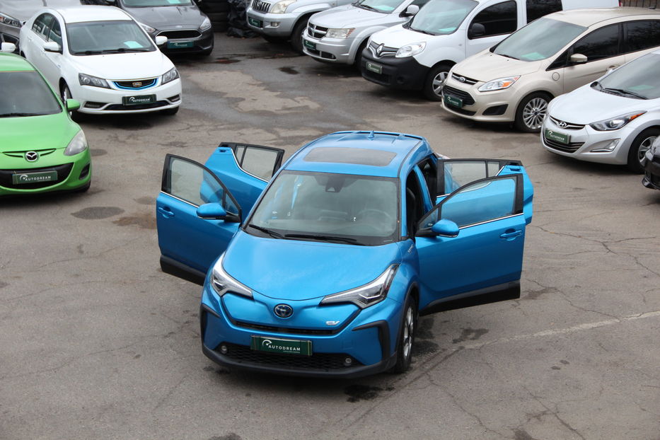 Продам Toyota C-HR EV 2020 года в Одессе