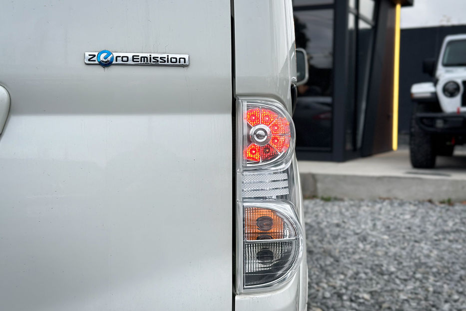 Продам Nissan e-NV200 2015 года в Черновцах